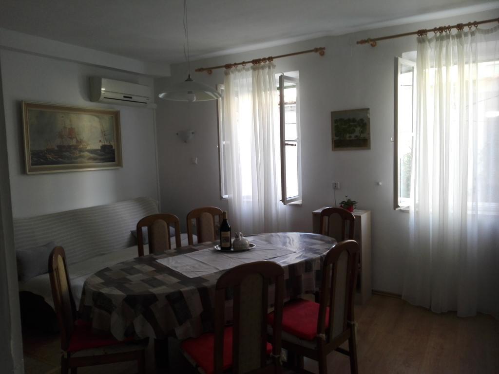 Apartman Drazin Kastela Ngoại thất bức ảnh