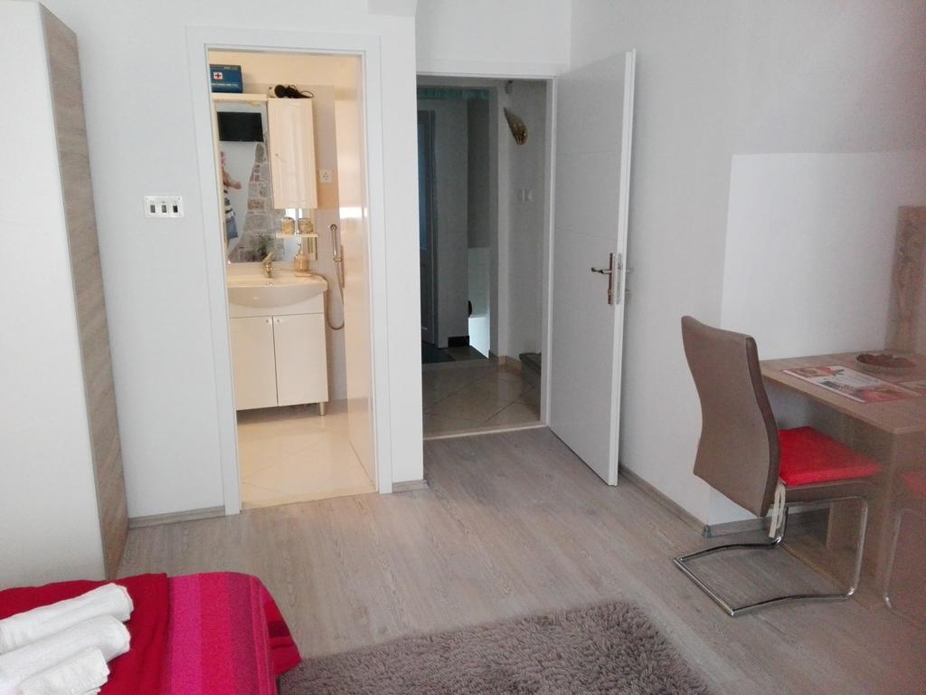 Apartman Drazin Kastela Ngoại thất bức ảnh